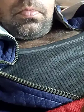 Snapshot of lund_lol chatting on February 16, 2025, 10:32 pm lund lol online show from February 16, 2025, 10:32 pm