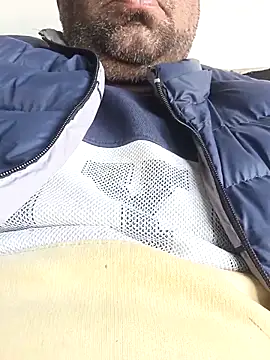 Snapshot of lund_lol chatting on February 17, 2025, 6:20 am lund lol online show from February 17, 2025, 6:20 am