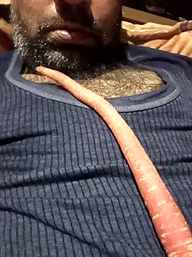 Snapshot of lund_lol chatting on February 22, 2025, 7:25 pm lund lol online show from February 22, 2025, 7:25 pm