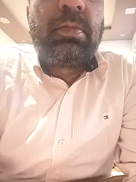 Snapshot of lund_lol chatting on February 25, 2025, 10:26 am lund lol online show from February 25, 2025, 10:26 am