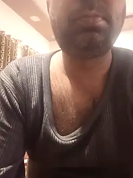 Snapshot of lund_lol chatting on March 2, 2025, 7:32 am lund lol online show from March 2, 2025, 7:32 am