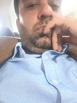 Snapshot of lund_lol chatting on March 2, 2025, 12:22 pm lund lol online show from March 2, 2025, 12:22 pm