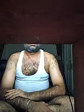 Snapshot of lund_lol chatting on October 18, 2025, 6:52 pm lund lol online show from October 18, 2025, 6:52 pm