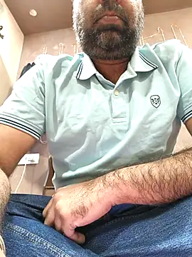 Snapshot of lund_lol chatting on December 2, 2025, 7:57 am lund lol online show from December 2, 2025, 7:57 am