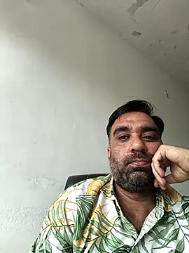 Snapshot of lund_lol chatting on March 21, 2026, 9:47 am lund lol online show from March 21, 2026, 9:47 am