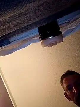 Treemandude online show from November 9, 2025, 10:24 am