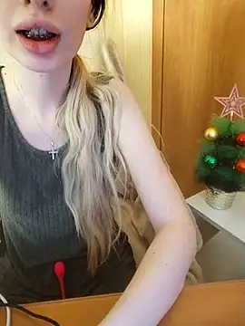 Elza kom online show from December 20, 2024, 6:40 am