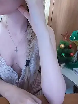 Elza kom online show from December 28, 2024, 5:23 am