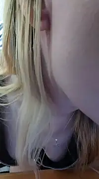 Elza kom online show from March 4, 2025, 6:47 am