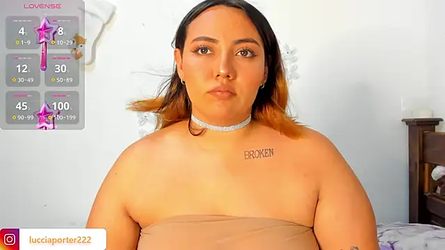 LucciaPorter online show from December 17, 2024, 12:23 am