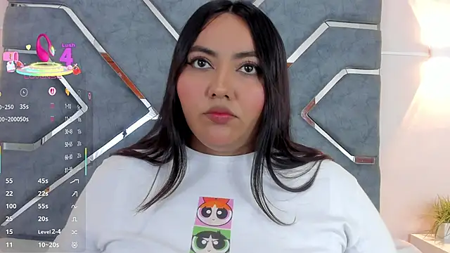 Snapshot of LucciaPorter chatting on February 28, 2026, 2:29 pm LucciaPorter online show from February 28, 2026, 2:29 pm