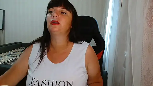 Jane Luste online show from May 27, 2026, 5:26 am