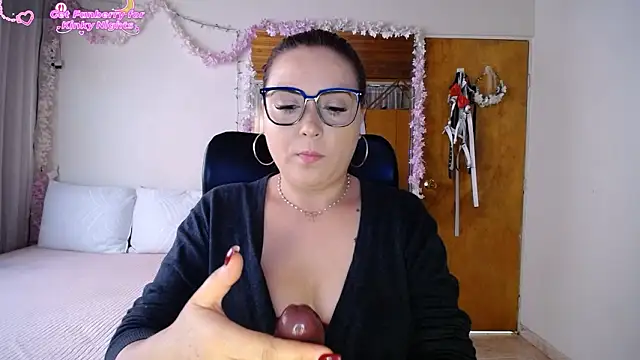 Sahory   online show from February 2, 2026, 7:45 pm