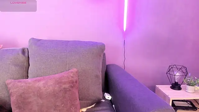 lanna bx online show from September 23, 2025, 7:06 pm