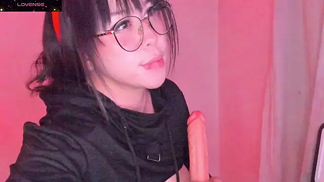 Snapshot of GalaxGnn_ chatting on December 24, 2024, 4:11 am GalaxGnn online show from December 24, 2024, 4:11 am