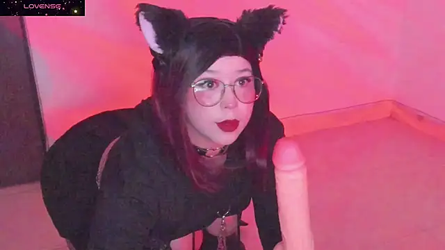 Snapshot of GalaxGnn_ chatting on January 5, 2025, 11:44 pm GalaxGnn online show from January 5, 2025, 11:44 pm