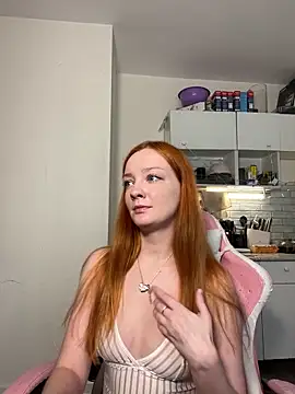 Snapshot of Radiants_two chatting on June 16, 2026, 2:52 pm Radiants two online show from June 16, 2026, 2:52 pm