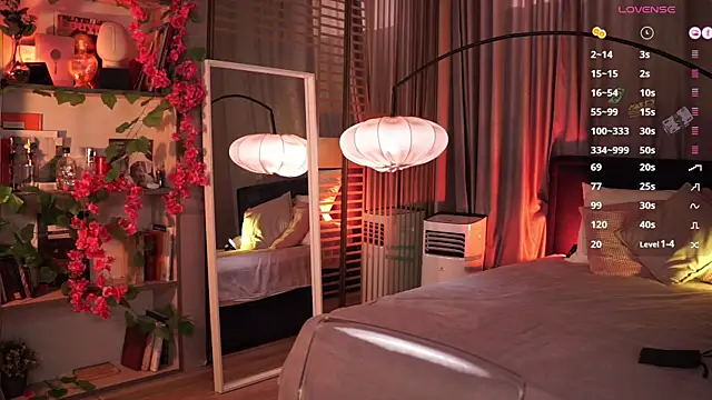 askaudrey  online show from September 10, 2025, 1:44 pm