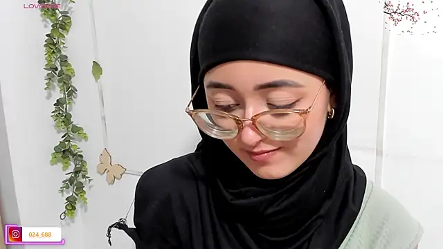 Snapshot of aysel_elid chatting on May 14, 2026, 11:55 pm aysel elid online show from May 14, 2026, 11:55 pm