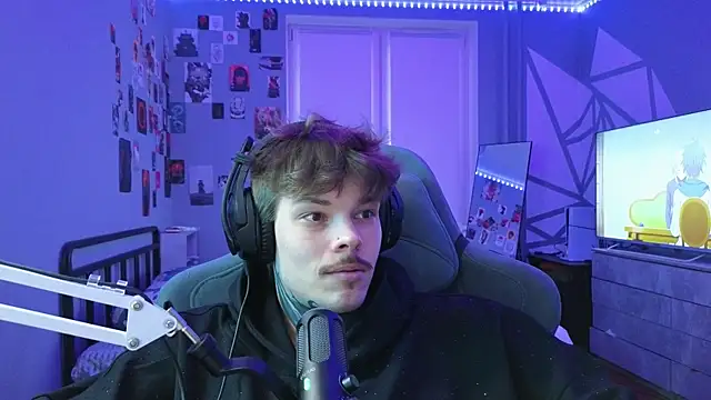 DENIS HERE online show from February 6, 2025, 2:26 pm