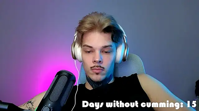 DENIS HERE online show from April 18, 2026, 7:56 am