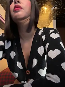 Snapshot of FoxyMx chatting on September 30, 2025, 1:21 am FoxyMx online show from September 30, 2025, 1:21 am