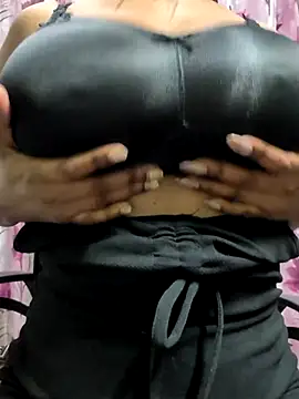 Shreya727 online show from February 10, 2026, 7:07 pm