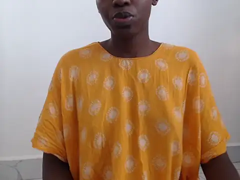 black   ghodess online show from November 2, 2025, 2:08 pm