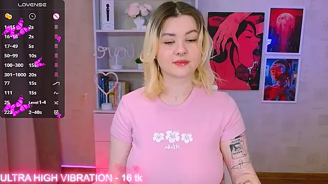 cutie mili online show from January 29, 2025, 8:51 am