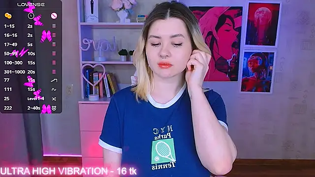 cutie mili online show from February 28, 2025, 8:09 am