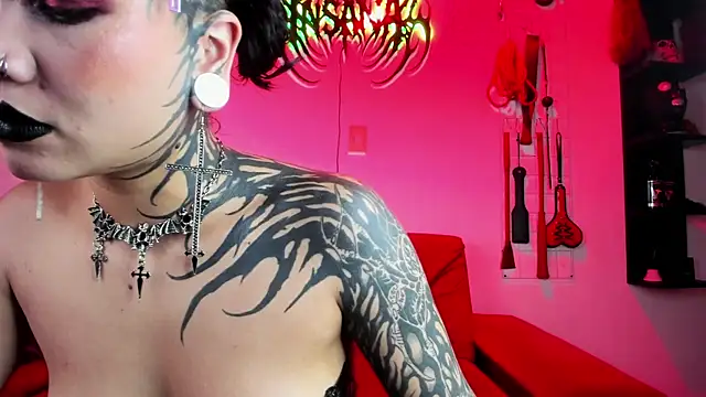 irregular fetish  online show from March 26, 2026, 12:39 am