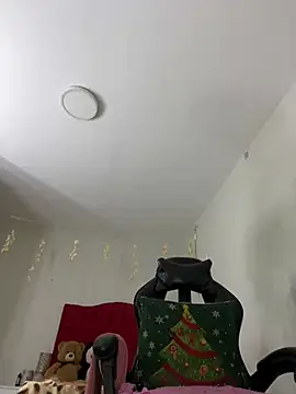 LISA BULLOCK  online show from February 6, 2025, 10:15 am