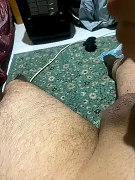 Snapshot of azginnn35 chatting on October 16, 2025, 12:33 am azginnn35 online show from October 16, 2025, 12:33 am