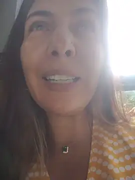 scarlett moore online show from May 17, 2026, 5:42 pm