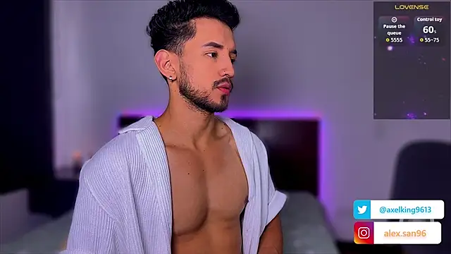 Snapshot of AxelKing1326 chatting on September 22, 2025, 10:01 pm AxelKing1326 online show from September 22, 2025, 10:01 pm