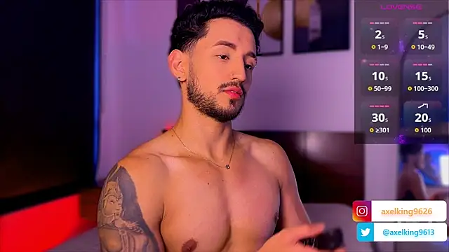 AxelKing1326 online show from March 12, 2026, 9:43 pm