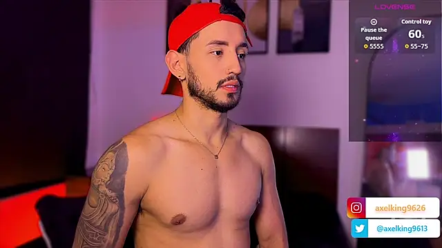 AxelKing1326 online show from April 16, 2026, 11:18 pm