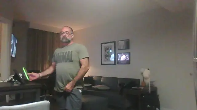 Snapshot of chainjulious chatting on July 9, 2026, 11:31 pm chainjulious online show from July 9, 2026, 11:31 pm