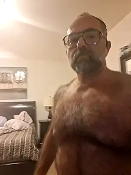 Snapshot of chainjulious chatting on August 2, 2026, 9:30 am chainjulious online show from August 2, 2026, 9:30 am