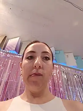 Snapshot of Mia_Novikov chatting on May 27, 2026, 1:57 am Mia Novikov online show from May 27, 2026, 1:57 am