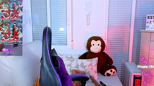 Snapshot of Tawny_cox chatting on December 24, 2024, 10:44 am Tawny cox online show from December 24, 2024, 10:44 am