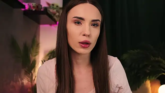 BabyYoda- online show from March 6, 2025, 2:41 am