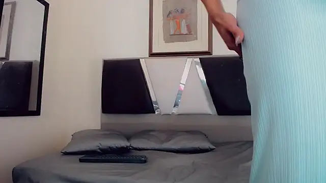 hilary rodriguez online show from January 28, 2025, 7:32 pm