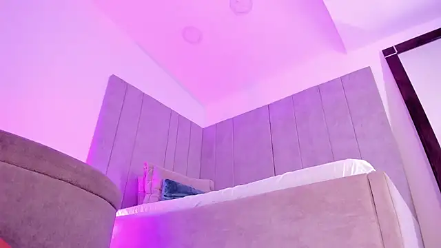 katie cruz online show from February 8, 2025, 11:44 am