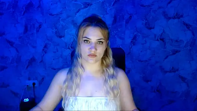 Snapshot of nika_gold1 chatting on May 13, 2026, 6:38 pm nika gold1 online show from May 13, 2026, 6:38 pm