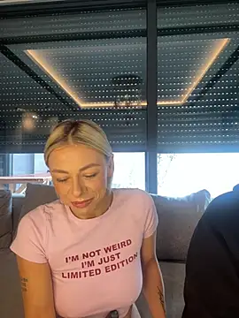 SexOnMyLvL online show from March 25, 2026, 12:11 pm