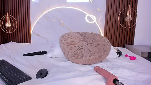 Snapshot of danisaenz_ chatting on February 18, 2025, 11:41 pm danisaenz online show from February 18, 2025, 11:41 pm