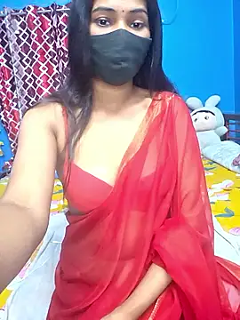 Snapshot of Triha_18 chatting on January 7, 2026, 11:34 am Triha 18 online show from January 7, 2026, 11:34 am