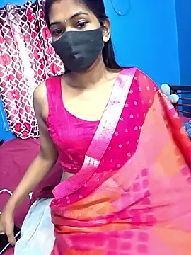 Snapshot of Triha_18 chatting on February 6, 2026, 10:51 am Triha 18 online show from February 6, 2026, 10:51 am