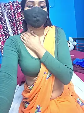 Snapshot of Triha_18 chatting on February 7, 2026, 7:06 pm Triha 18 online show from February 7, 2026, 7:06 pm